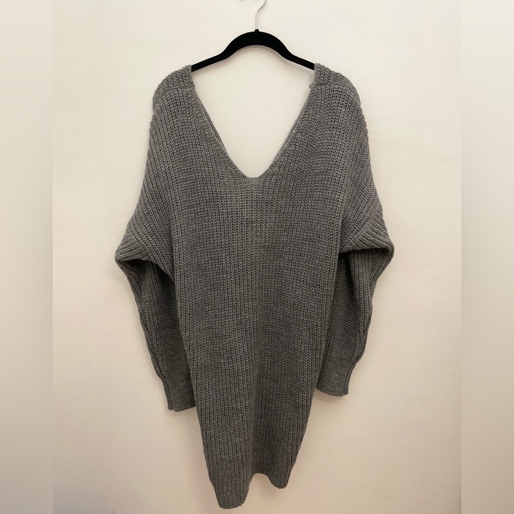 PRETTY LITTLE THING GRAY SWEATER DRESS